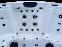 SPA басейн Superior Spas Premium Infinity