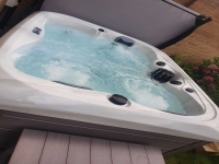 SPA басейн Superior Spas Deluxe Tahiti